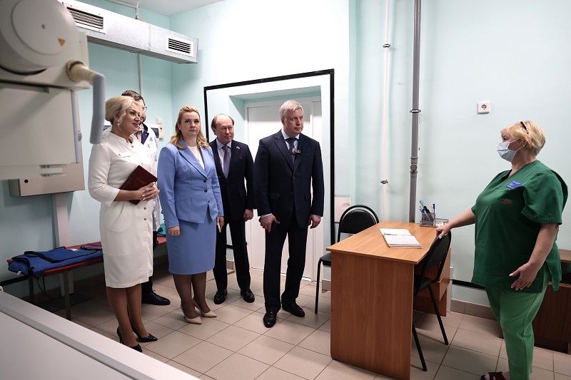 Губернатор проверил больницы на Нижней Террасе