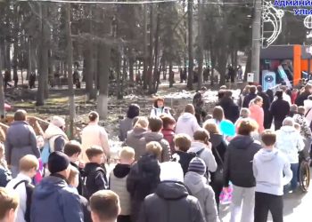 2000 ульяновцев прошли «10 000 шагов к жизни» в парке «Победы»