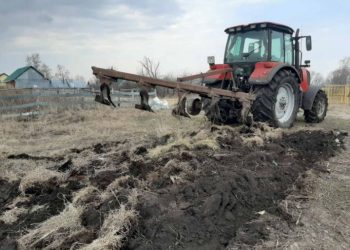 Болдакин поручил опахать город и наказать нерадивых собственников