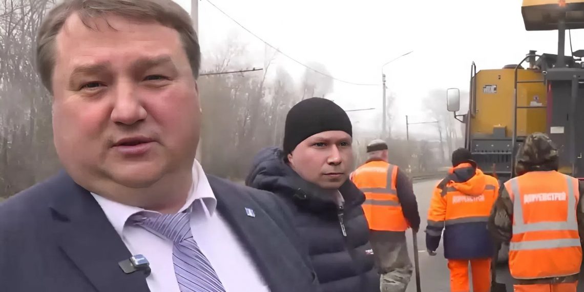 Болдакин проверил работу дорожных бригад и поручил ускорить асфальтирование