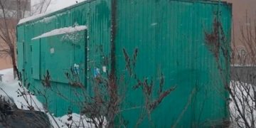 На Отрадной в Ульяновске демонтируют незаконное зелёное нечто