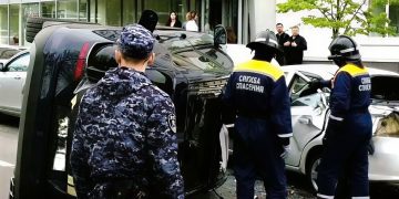 В ДТП с перевёртышем в центре Ульяновска пострадали взрослые и ребёнок