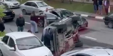 ДТП с перевёртышем случилось в центре Ульяновска утром 13 мая