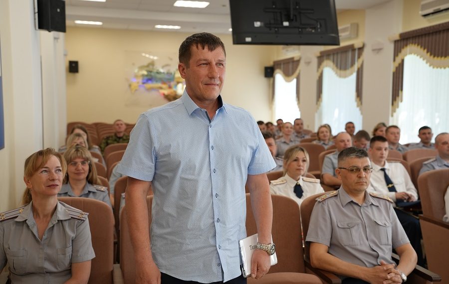 В ульяновском УФСИН проводили на пенсию начальника ИК №3 Станислава Маркова