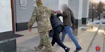 ФСБ задержала 40-летнего ульяновца за покушение на продажу боевого пистолета