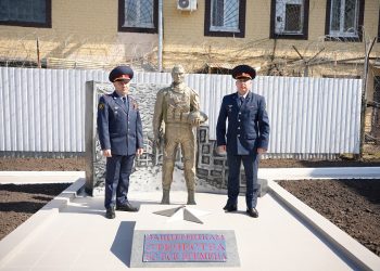 В димитровградской тюрьме открыли памятник Защитнику Отечества всех времён