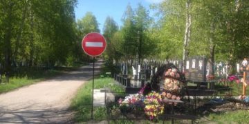 60 кубов мусора собрали на кладбище Майской горы в Ульяновске