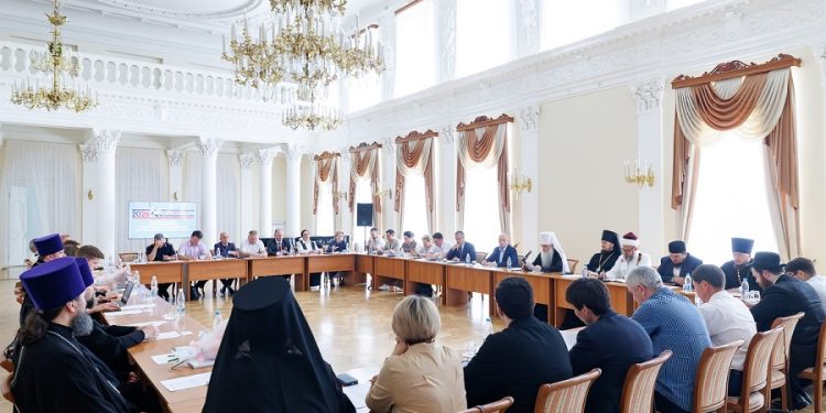 В Ульяновской области предложили сделать Радоницу выходным днём