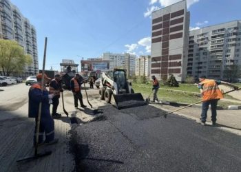 В Ульяновске за сутки отремонтировали 17 участков дорог площадью 1400 м²