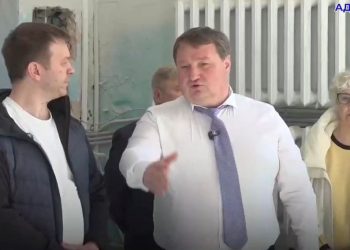 Болдакин проинспектировал капремонт двух школ и детсада
