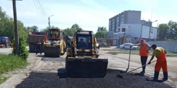 Ульяновские дорожные за выходные уложили 1100 м² асфальта