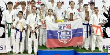 Ульяновские каратисты привезли из Минска 19 медалей