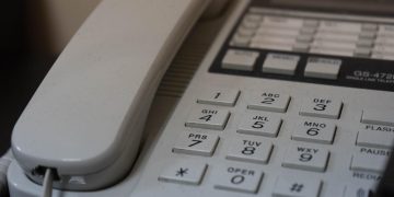 Лжесотрудники ЦБ и Роскомнадзора развели ульяновскую пенсионерку на крупную сумму