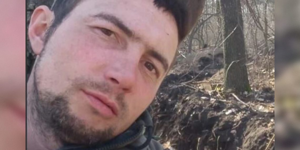 В Барышском районе прощаются с погибшим в зоне СВО Евгением Цыгановым