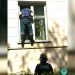 Ульяновские спасатели проникли в квартиру через окно, чтобы помочь пожилому мужчине