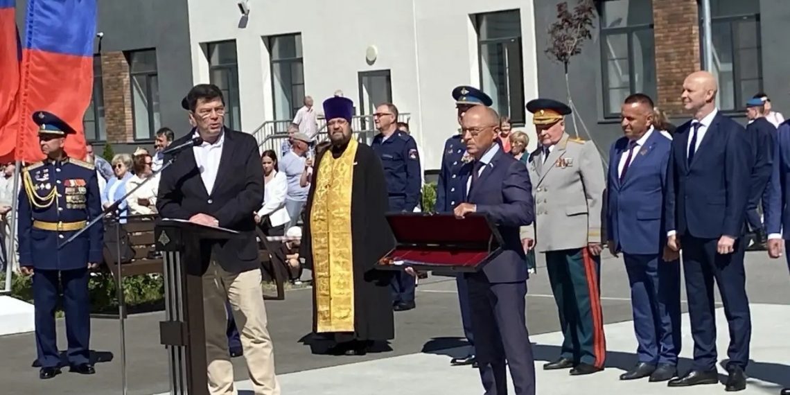 Музею Ульяновского Суворовского училища передали шашку генерала Маргелова