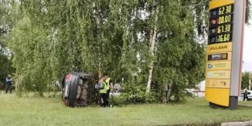 Hyundai Sonata опрокинулась в кювете под Новоульяновском — водитель погиб