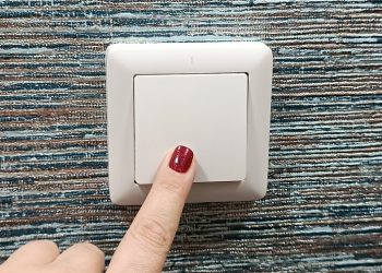 Власти Вешкаймского района расплатились за свет и тепло под давлением прокуратуры