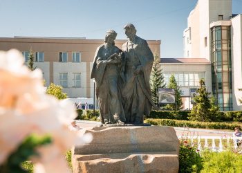 Русских представил программу празднования Дня семьи в Ульяновской области