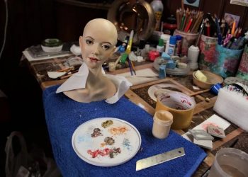 Осужденная из Ульяновска создает шарнирные куклы