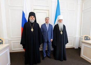 Митрополит Лонгин и Епископ Александр встретились с губернатором Алексеем Русских