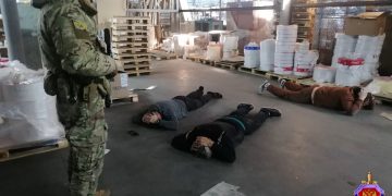 В Ульяновске осудят ОПГ за 14 тысяч бутылок поддельных напитков