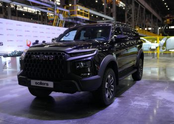 Мантуров оценил новый внедорожник Sollers S9 и запустил завод в Ульяновске