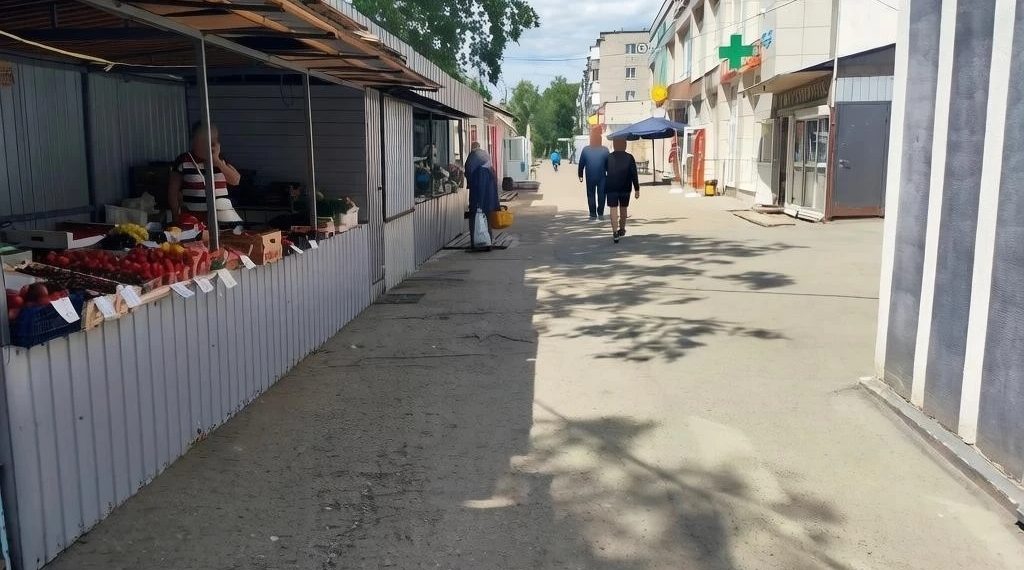 Без документов и саннорм: как в Ульяновске борются с уличными продавцами