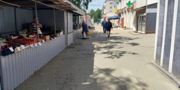 Без документов и саннорм: как в Ульяновске борются с уличными продавцами
