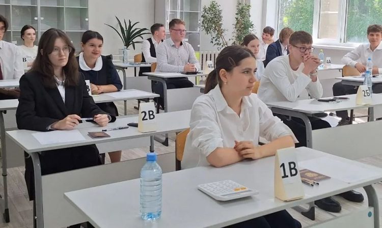 Русский язык сдали 12 500 ульяновских девятиклассников