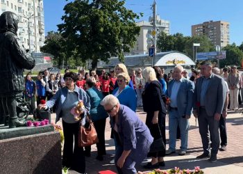 В Ульяновске прошла акция памяти невинных детей — жертв агрессии