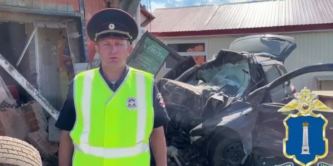 18-летний водитель протаранил придорожное кафе и погиб на трассе в Карсунском районе