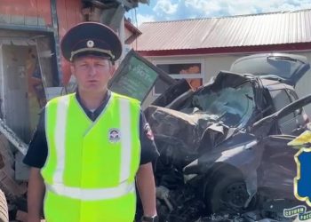 18-летний водитель протаранил придорожное кафе и погиб на трассе в Карсунском районе