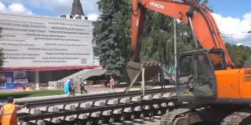 На улице Спасской в Ульяновске началась укладка новых трамвайных путей