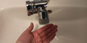 Засвияжцам на неделю отключат горячую воду: смотрим адреса