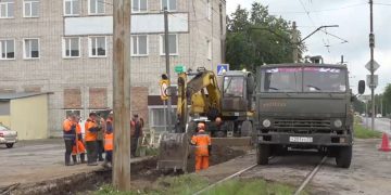 «Ульяновскэлектротранс» начал капремонт трамвайных путей на Станкостроителей