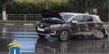 Трое взрослых и ребёнок пострадали в массовом ДТП на Локомотивной в Ульяновске