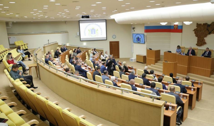 Ульяновцы назвали депутатов и политиков обладателями самых неоправданно высоких зарплат
