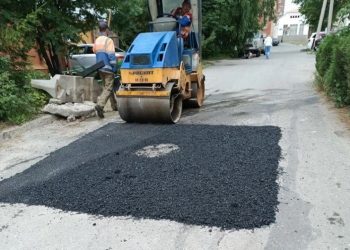 Ульяновские дорожники восстанавливают асфальт после земляных работ