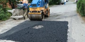 Ульяновские дорожники восстанавливают асфальт после земляных работ