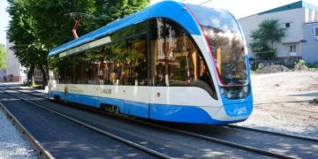 На улице Железной Дивизии в Ульяновске начали укладку нового асфальта