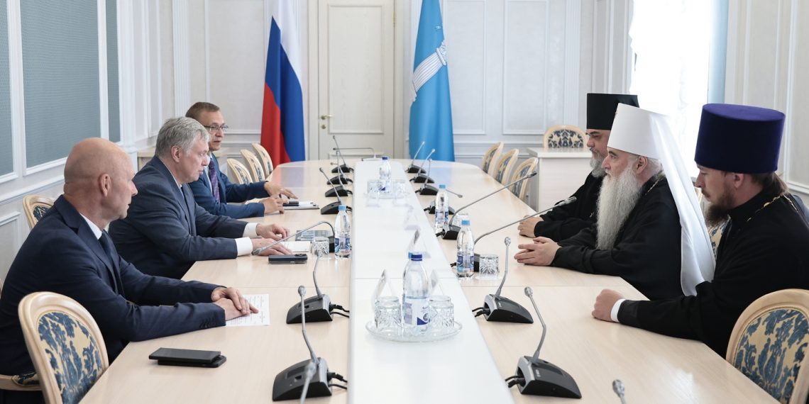 Алексею Русских представили нового епископа Барышской епархии