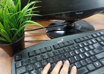 Российские и зарубежные нейросети для презентаций: что выбрать бизнесу в 2026 году