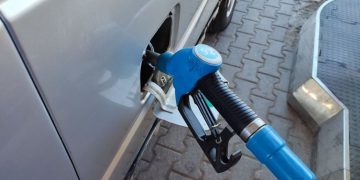 Ульяновские коммунисты требуют заморозить цены на бензин