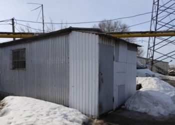 На Ефремова демонтируют незаконно установленные сооружения