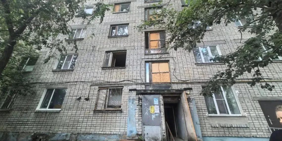 «Мы плаваем в квартире»: жители Киндяковки попросили защиты у прокуратуры