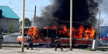 В Ульяновске на ходу загорелся трамвай