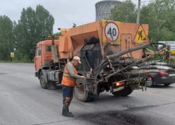 За выходные в Ульяновске обновили асфальт на пяти улицах