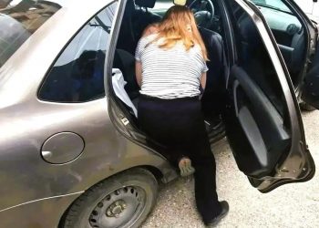 Ульяновские спасатели деблокировали малыша из запертого авто