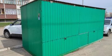 Проспект Авиастроителей очистят от незаконного зелёного объекта